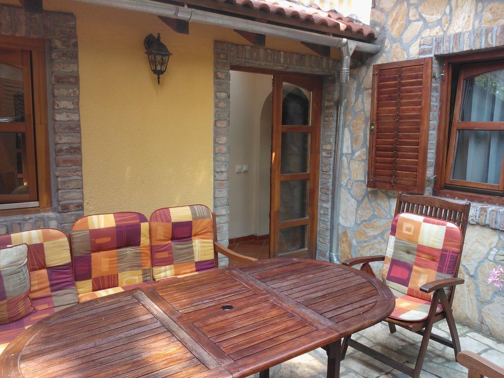 Mediterran Apartmanhaz Сантод Екстер'єр фото